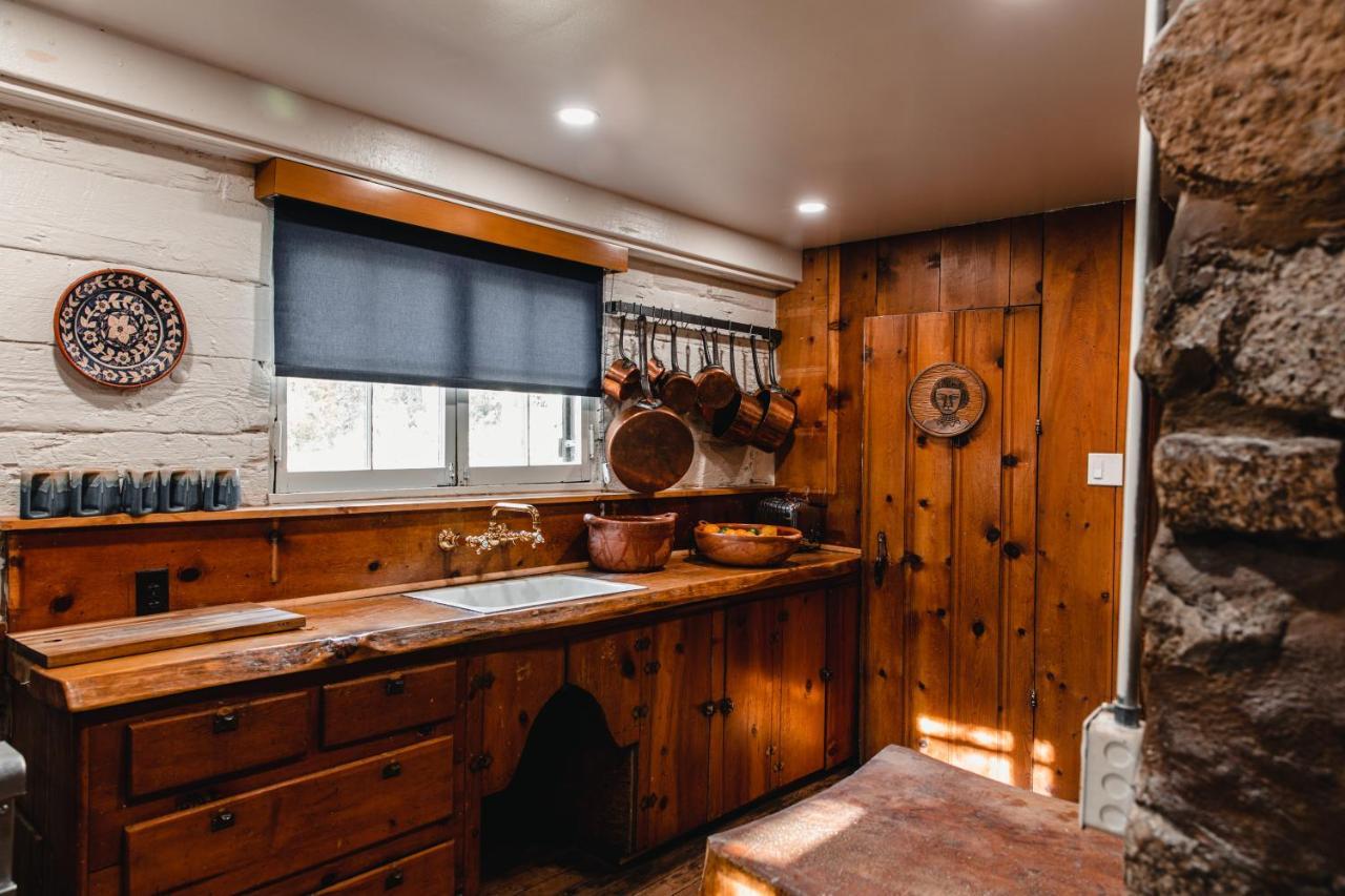 The Fireside Inn Idyllwild Extérieur photo