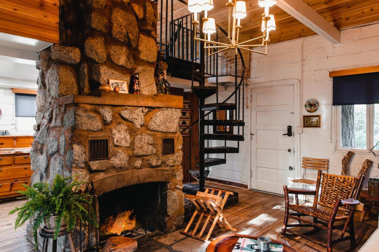 The Fireside Inn Idyllwild Extérieur photo