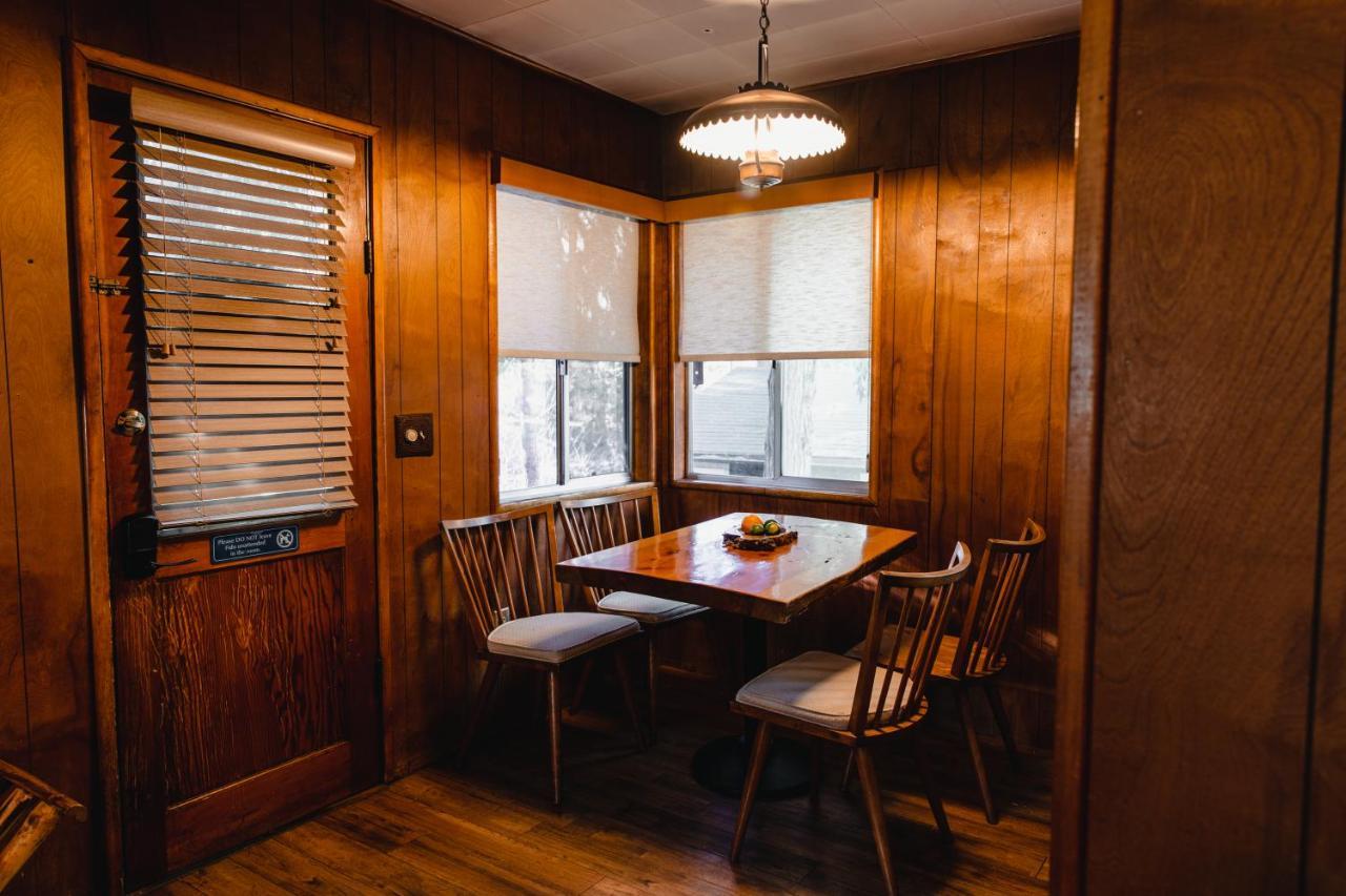 The Fireside Inn Idyllwild Extérieur photo