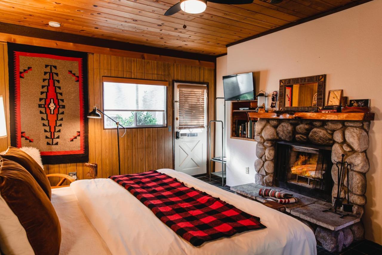 The Fireside Inn Idyllwild Extérieur photo