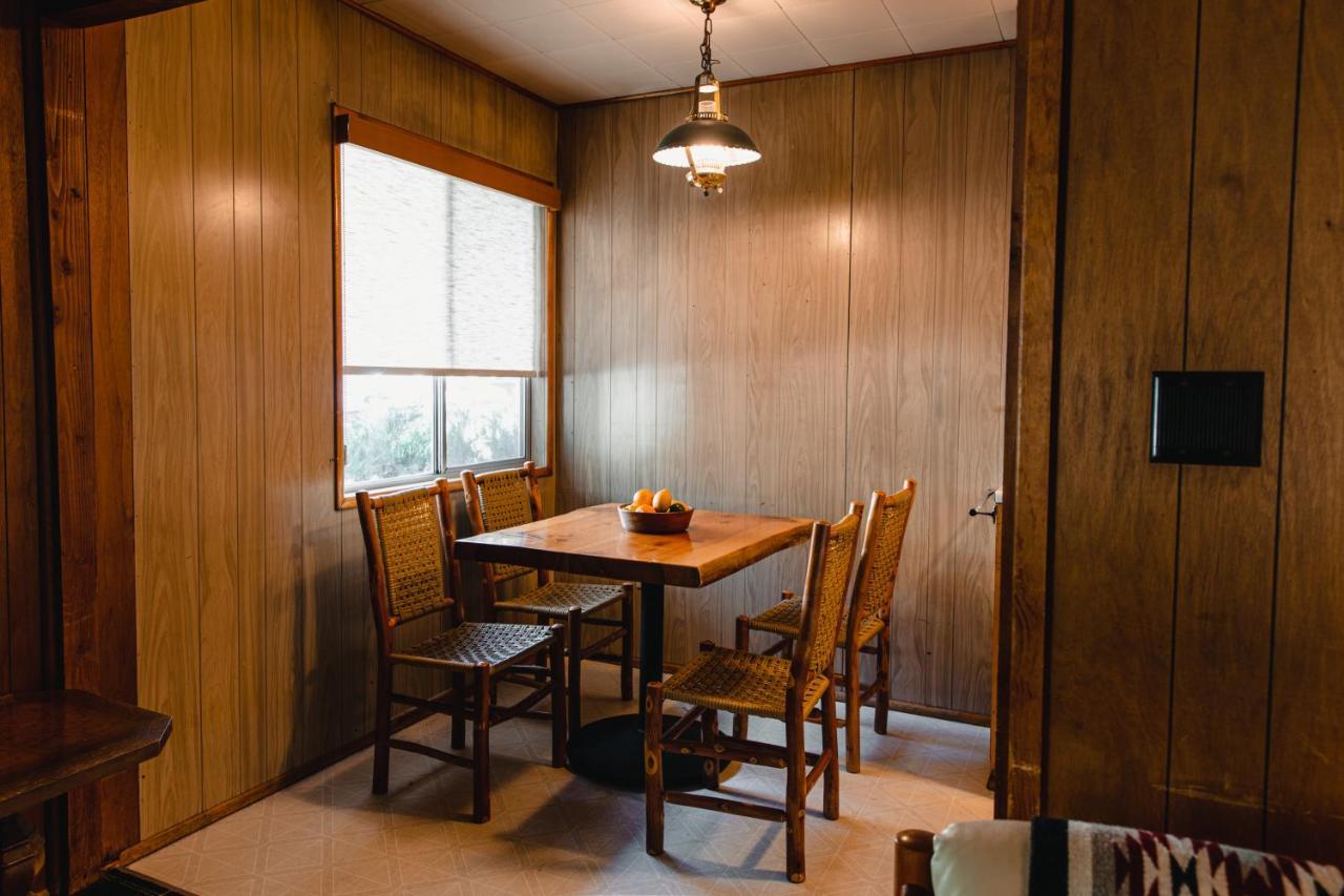 The Fireside Inn Idyllwild Extérieur photo